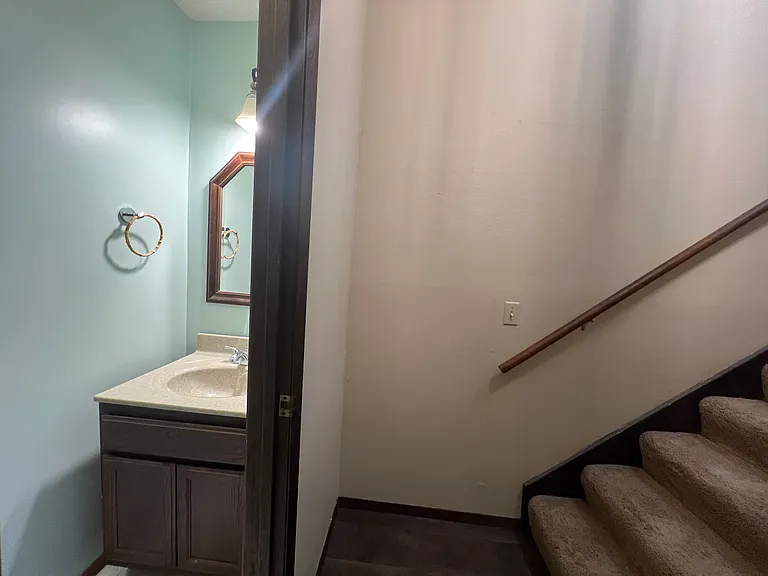 2221 N Bramblewood St #202 — Photo 4