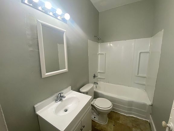 5th image of 119 W 13th St #1