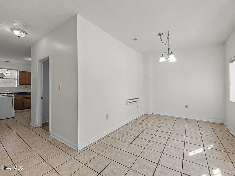 700 2nd Ave #A — Photo 13