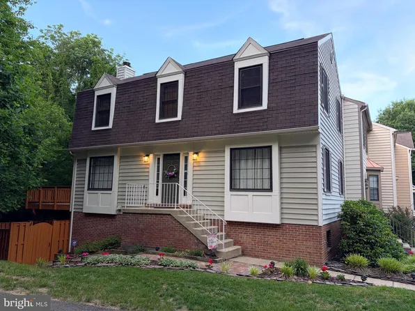 7660 Southern Oak Dr, Springfield, VA 22153