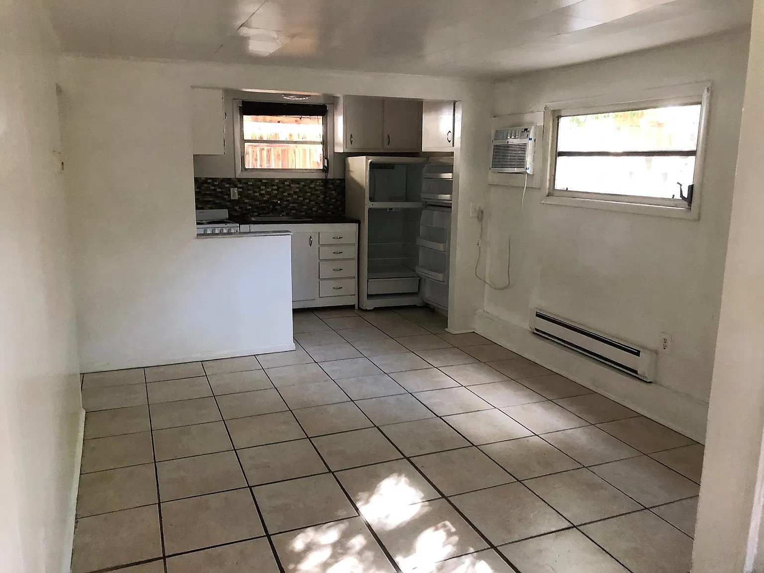 1 bed, 600 sqft, $1,350 — Photo 3