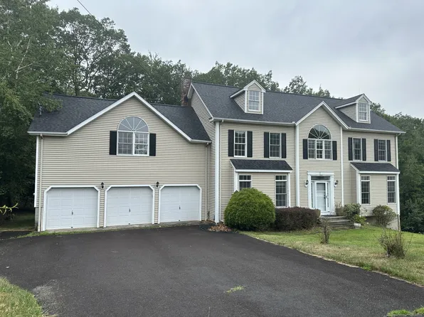 52 Quarry Lane, Hamden, CT 06518