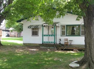 810 26th St, Bedford, IN 47421