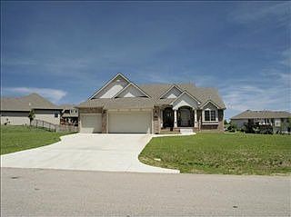 5th image of 430 W Sienna Dr