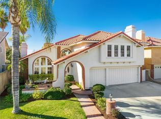 28053 Charles Dr, Santa Clarita, CA 91350