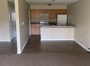 692 44th St SE #5, Grand Rapids, MI 49548