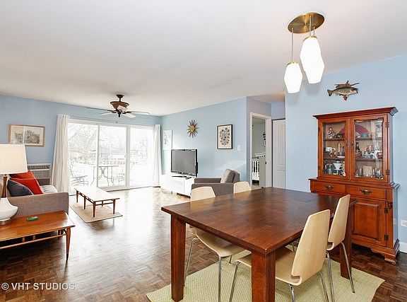 4th image of 543 Burlington Ave APT 213
