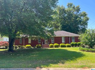 130 Tiyata Ln, Cropwell, AL 35054