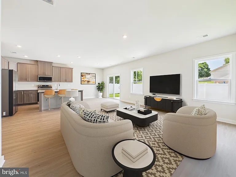362 Baker Dr — Photo 8