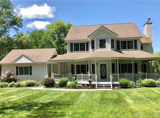325 Stone Schoolhouse Rd, Bloomingburg, NY 12721