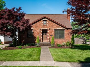 4196 W 219th St, Fairview Park, OH