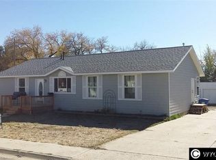 212 Mahoney St, Rawlins, WY 82301