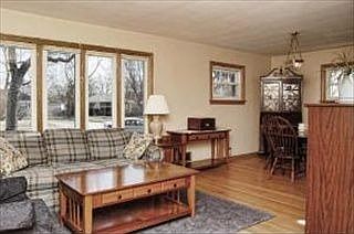 3rd image of 1503 W Saint James Pl