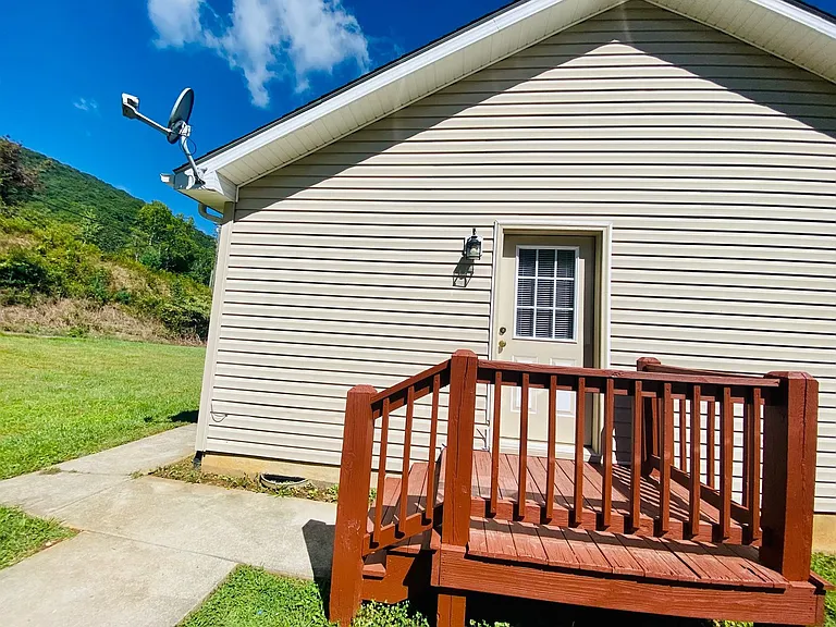 1348 State Highway 194 N — Photo 20