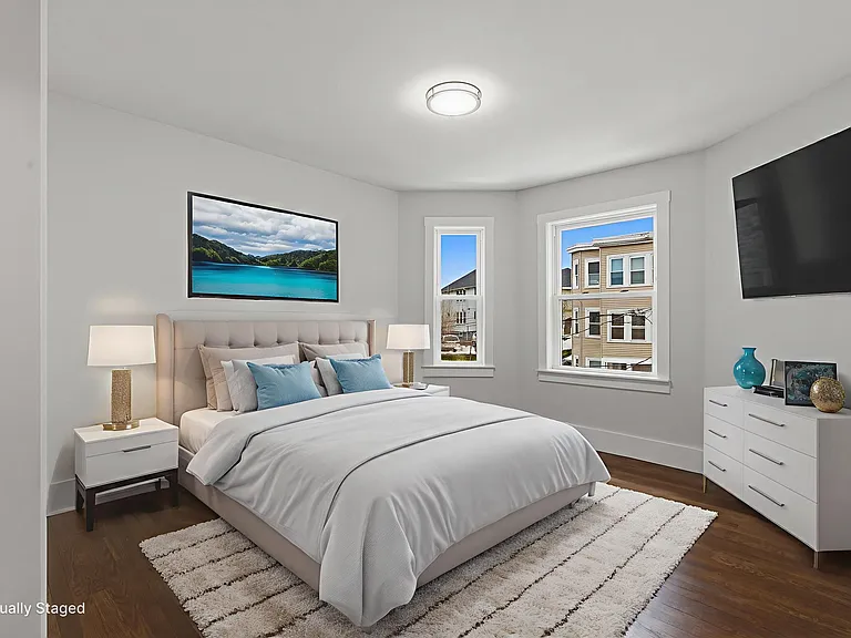 18 Ronan St #2 — Photo 33