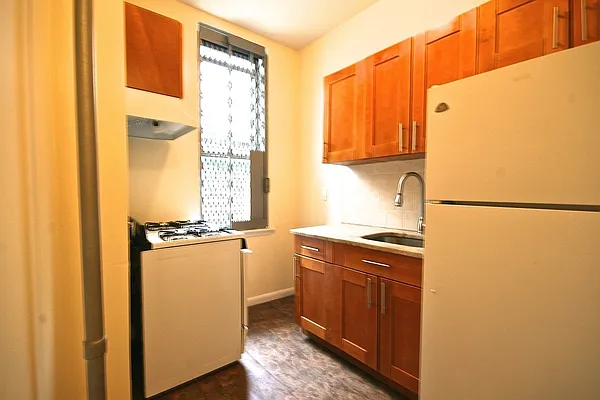 Rented by Rental Solutions Inc | media 1