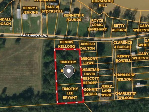 5792 Lake Mary Rd, Woodville, MS 39669