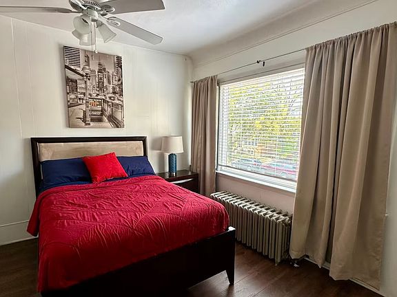 2nd image of 2727 N Oak Park Ave #1F