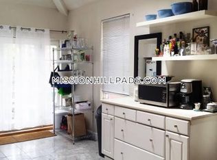 1 Dunreath St #B, Roxbury, MA 02119