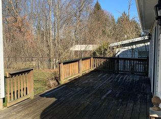 90 Forest Hill Dr, Youngstown, OH