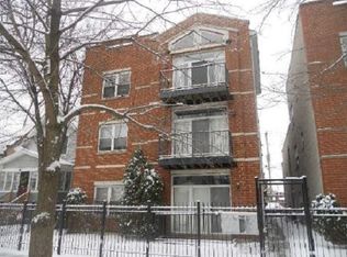 5931 W Huron St APT 1S, Chicago, IL 60644