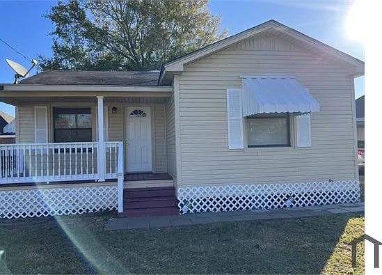 4 bed, 1344 sqft, $1,675 — Photo 1
