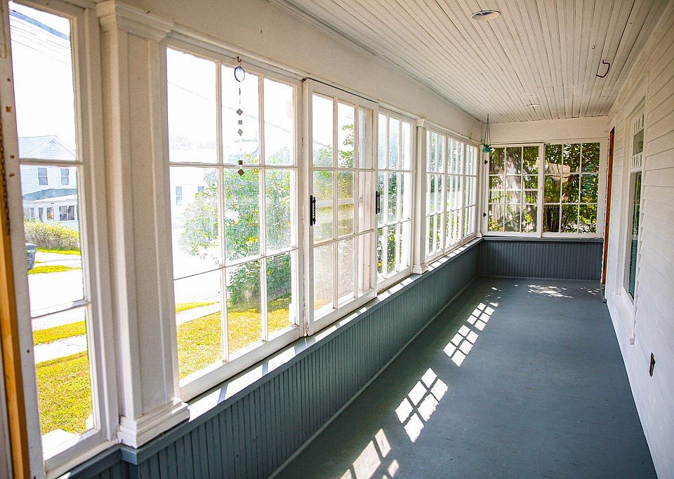 89 Clark St, Dannemora, NY 12929 Zillow