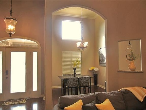 3rd image of 6711 Lawson Cir