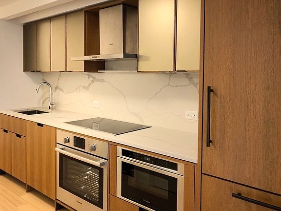 4th image of 420 E 54th St APT 2106