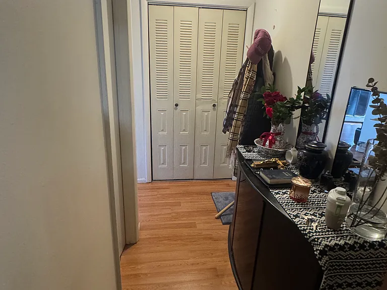 1301 Roselle St #2 — Photo 4