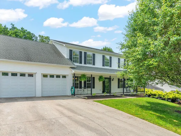 362 Fox Hunters Ct, Powell, TN 37849