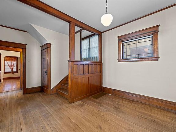 4th image of 101 Jackson Ave