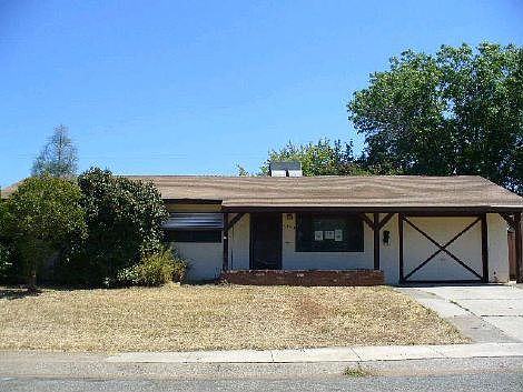 2nd image of 1433 Lodgepole Ave