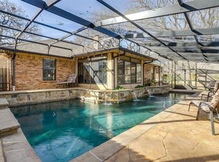 941 Glen Oak Dr, Burleson, TX 76028