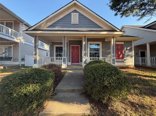 10061 Cedar Lake Dr, Aubrey, TX 76227