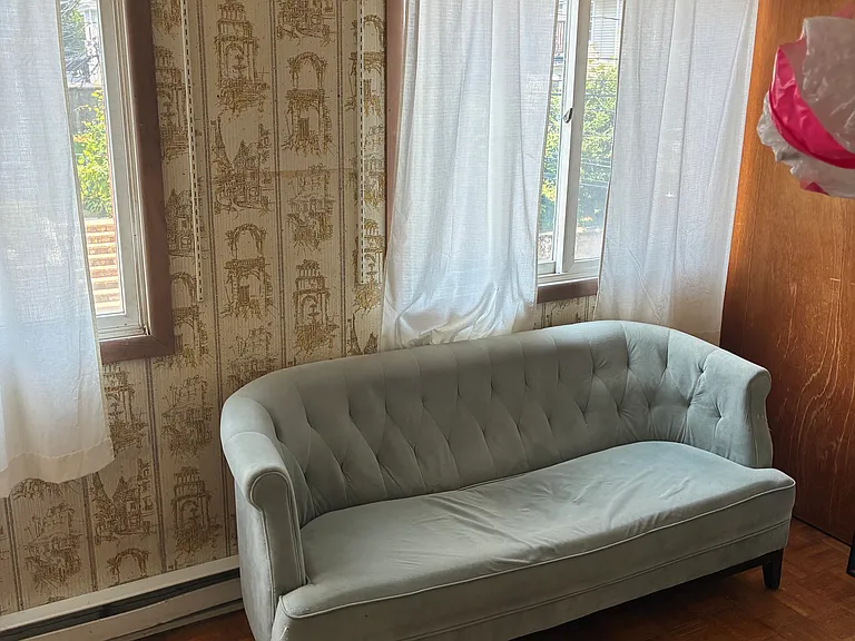 27 Irma Ave #2 — Photo 5