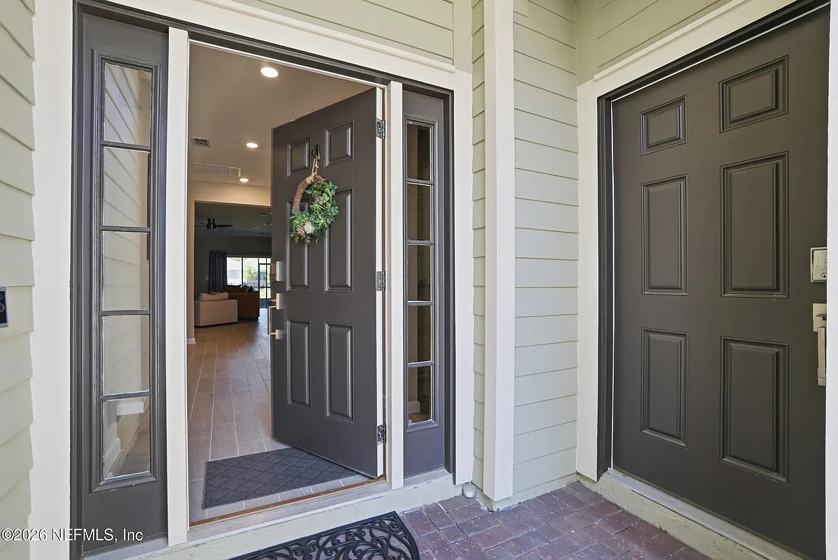 Building Photo - 75435 Sunberry Dr