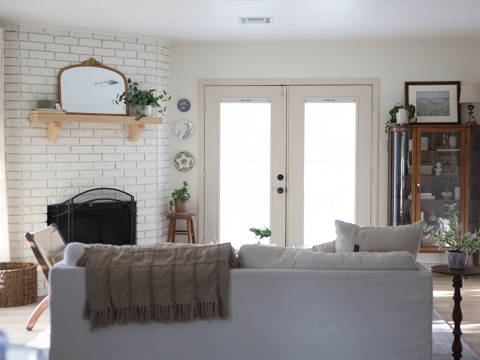 3 bed, 2283 sqft, $3,000 — Photo 3