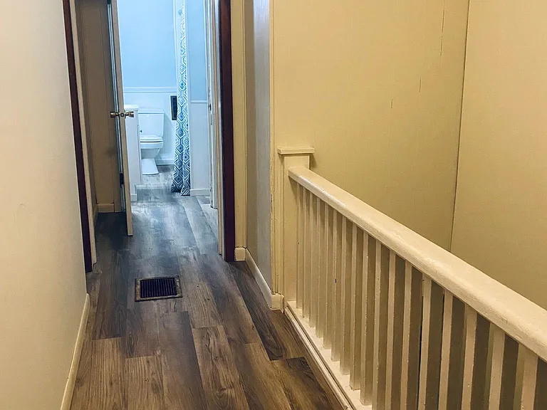 2534 Churchill Rd — Photo 3