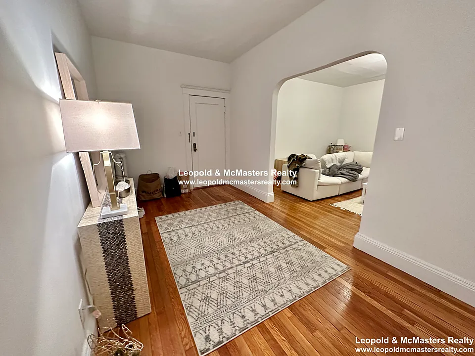 88 Winchester St #5
