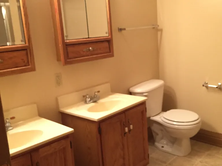 104 E Kirkwood Ave — Photo 15