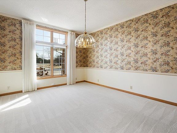 3rd image of 4627 Donald Dr