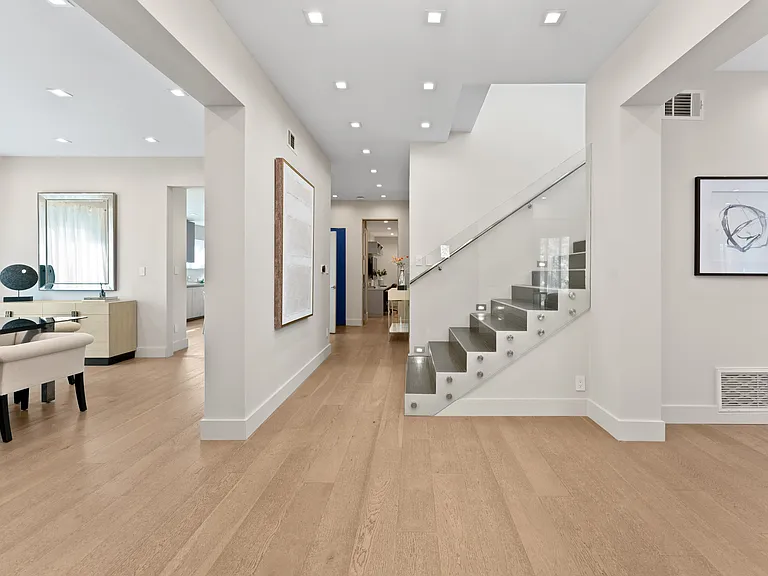 1173 Rodeo Dr — Photo 7