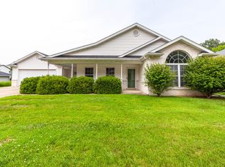 1055 W Azoros Dr, Columbia, MO 65203