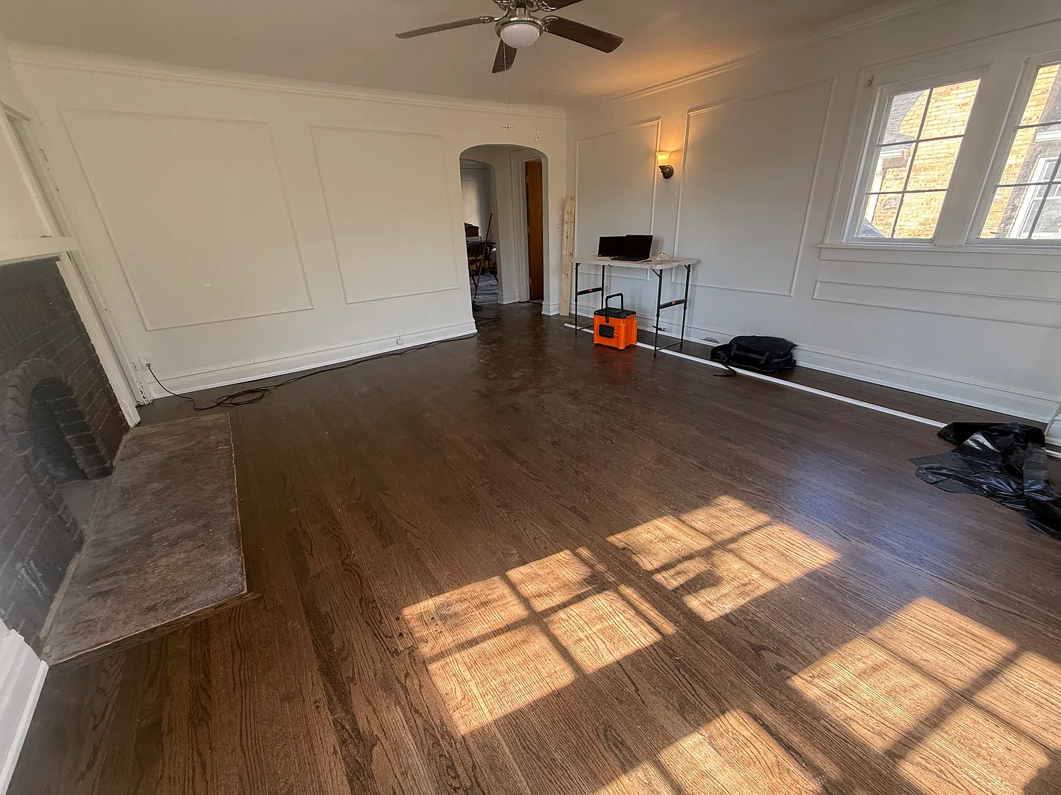 3 bed, 1300 sqft, $2,100 — Photo 3