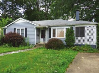 611 Spring Dr, Sylacauga, AL 35150