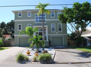 453 Harbor Dr N, Indian Rocks Beach, FL 33785