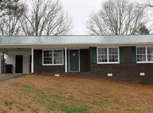 1612 Nelson Rd, Weaver, AL 36277
