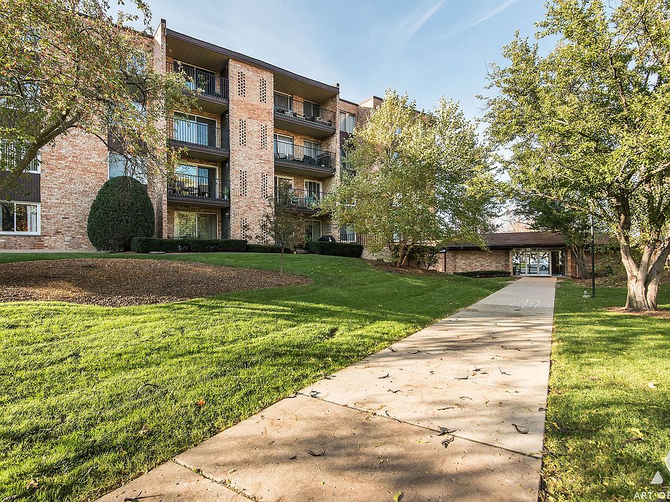 1st image of 1101 S Hunt Club Dr APT 304