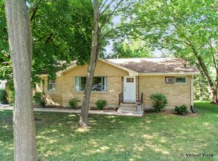 320 61st St, Downers Grove, IL 60516